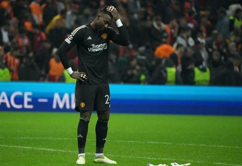 VIDEO: Ten Hag không trách Onana